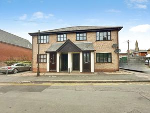 Doves Court - click for photo gallery